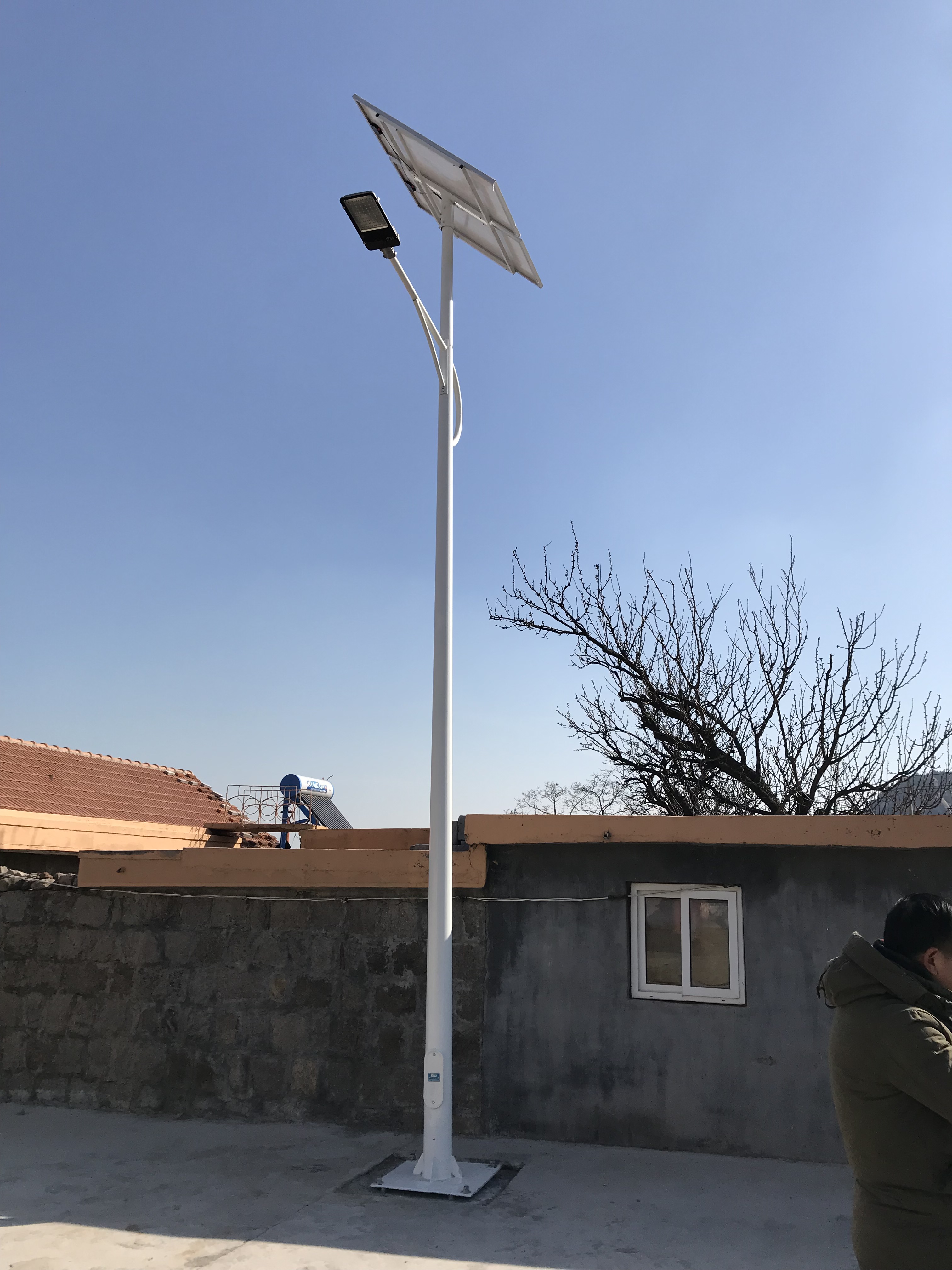 青島王哥莊街道西山社區太陽能路燈項目